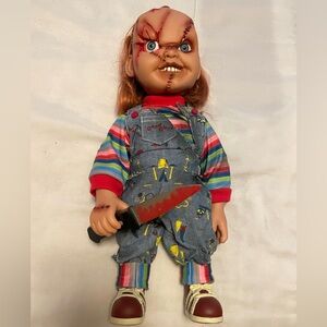 Mezco Toyz Child's Play Talking Scarred Chucky Good Guy 15" doll